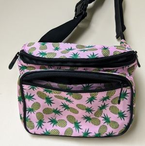 PINEAPPLE FANNY PACK SOJOURNER.